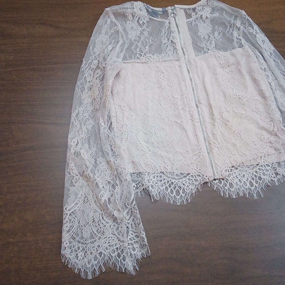 American Eagle Lacey Layered Polka-dot Long Bell Sleeve Zipper Back Blouse Top - Picture 16 of 16